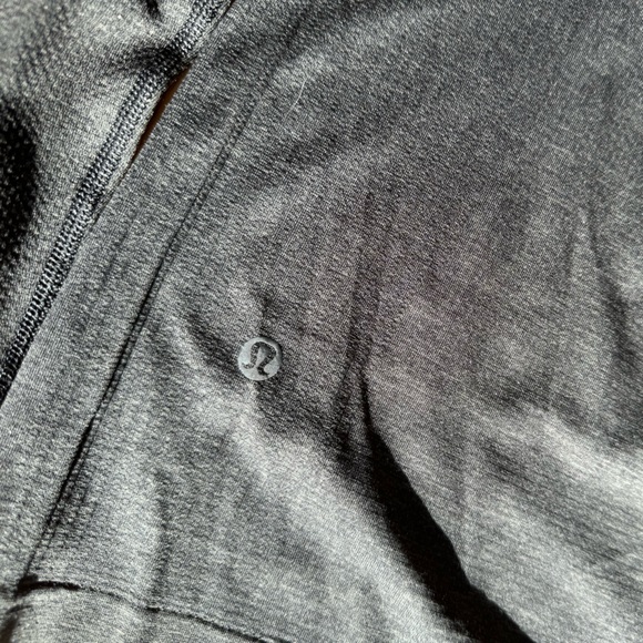 Lululemon metal vent hoodie black size small - Picture 5 of 5